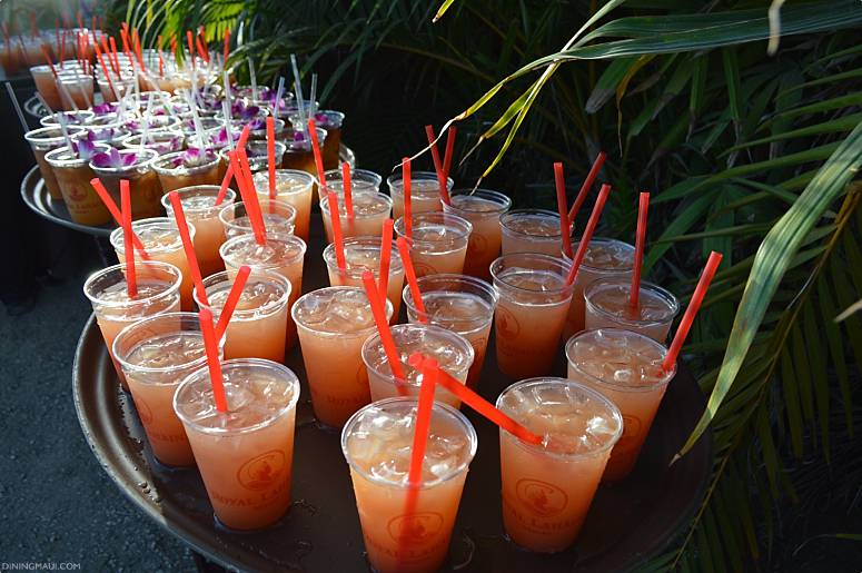 Royal Lahaina Luau Review Cocktails